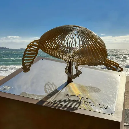 Les Jardins De Phebus By Interhome