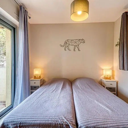 Apartament Les Jardins De Phebus By Interhome *