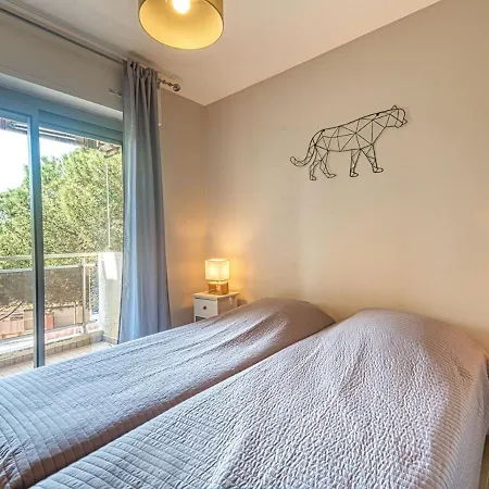 Les Jardins De Phebus By Interhome