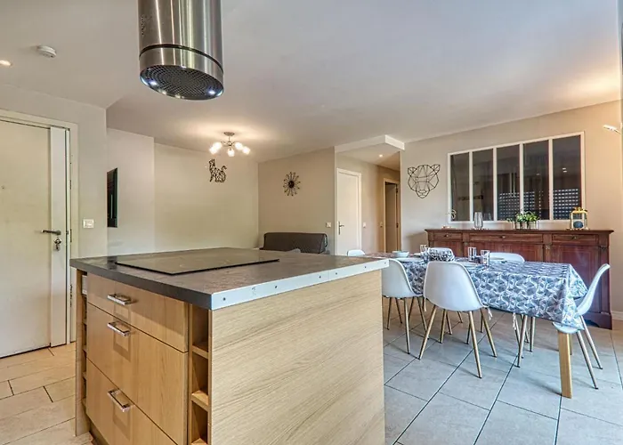 شقة Les Jardins De Phebus By Interhome *